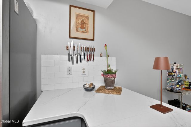 31 Riding Club Road, Brunswick, NY 12180