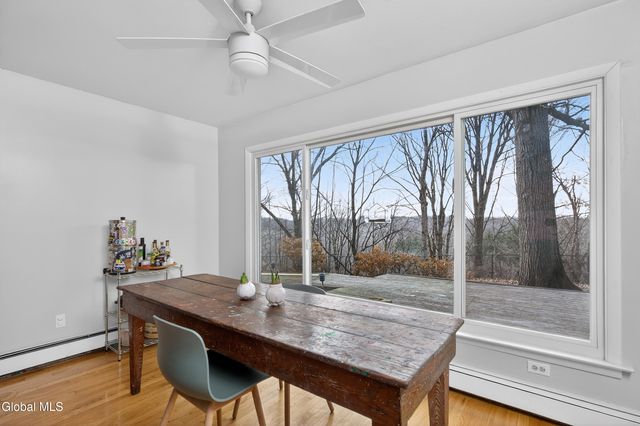 31 Riding Club Road, Brunswick, NY 12180