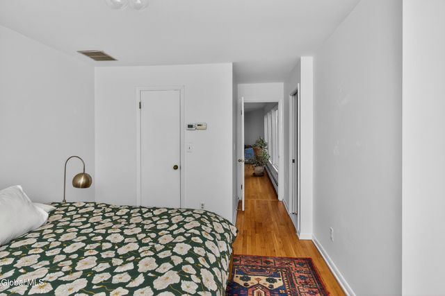 31 Riding Club Road, Brunswick, NY 12180