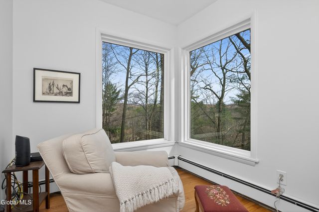 31 Riding Club Road, Brunswick, NY 12180