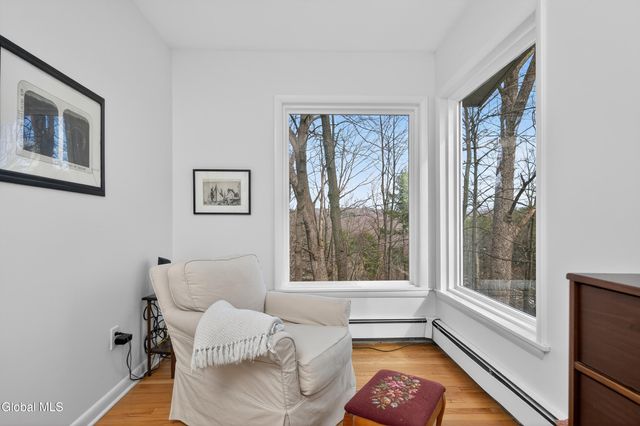 31 Riding Club Road, Brunswick, NY 12180