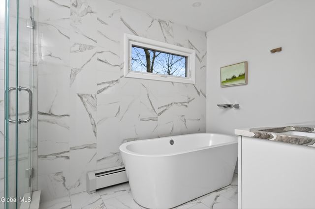 31 Riding Club Road, Brunswick, NY 12180