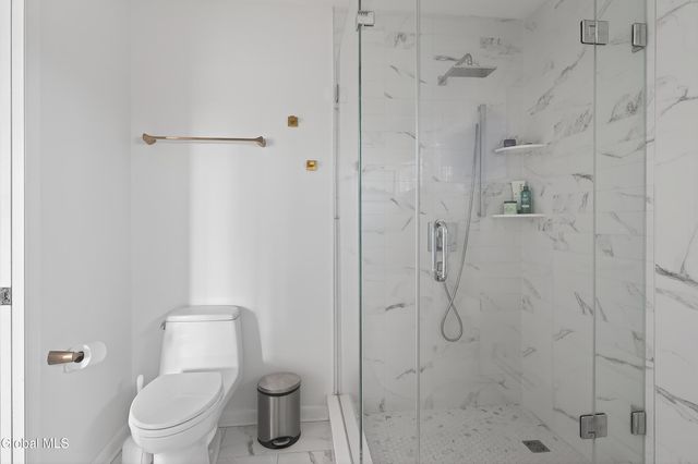 31 Riding Club Road, Brunswick, NY 12180