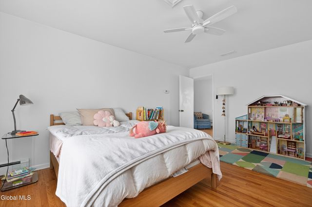 31 Riding Club Road, Brunswick, NY 12180