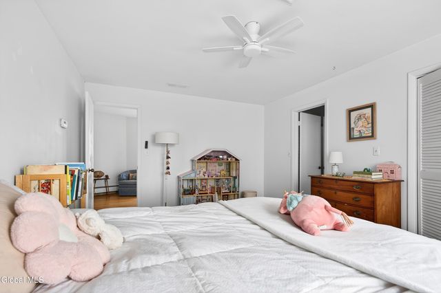 31 Riding Club Road, Brunswick, NY 12180