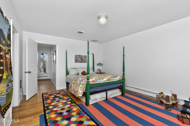 31 Riding Club Road, Brunswick, NY 12180