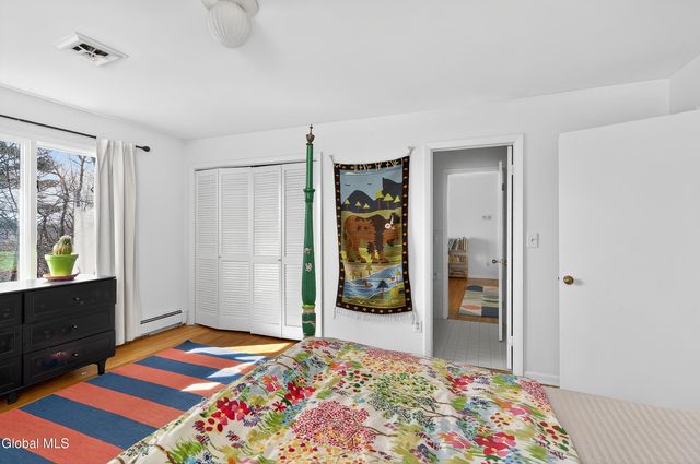 31 Riding Club Road, Brunswick, NY 12180