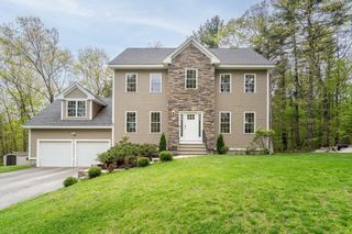 12 Cowdry Hill Rd, Westford, MA 01886