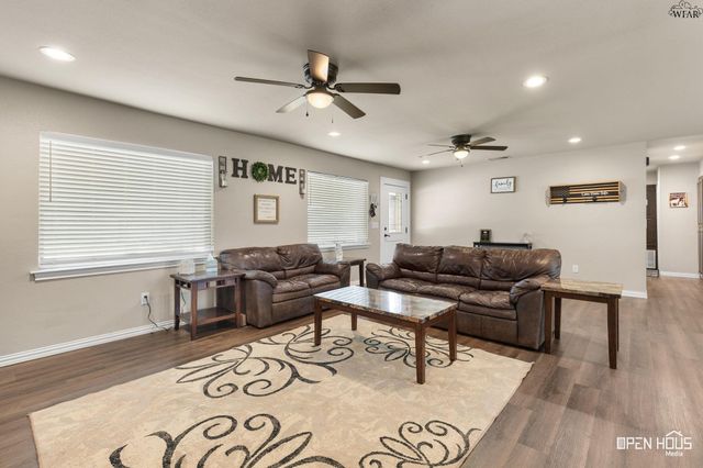 1442 KINSALE COURT, Wichita Falls, TX 76306