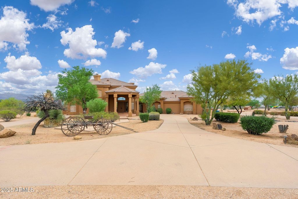 17047 E DIXILETA Drive, Rio Verde, AZ 85263