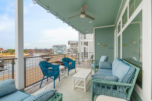 200 Marina Bluff, Kingsland, TX 78639