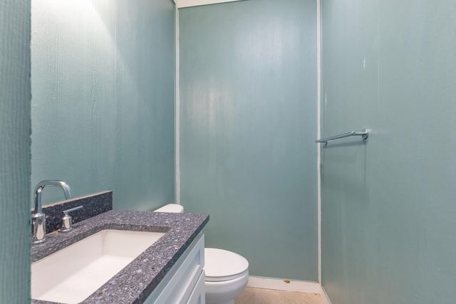 200 Marina Bluff, Kingsland, TX 78639