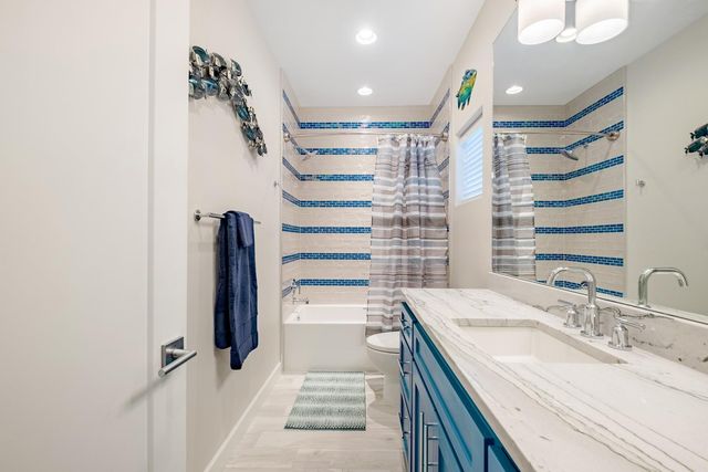 200 Marina Bluff, Kingsland, TX 78639