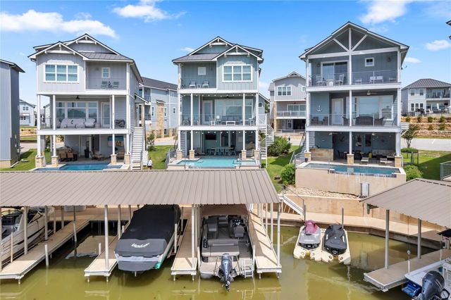 200 Marina Bluff, Kingsland, TX 78639