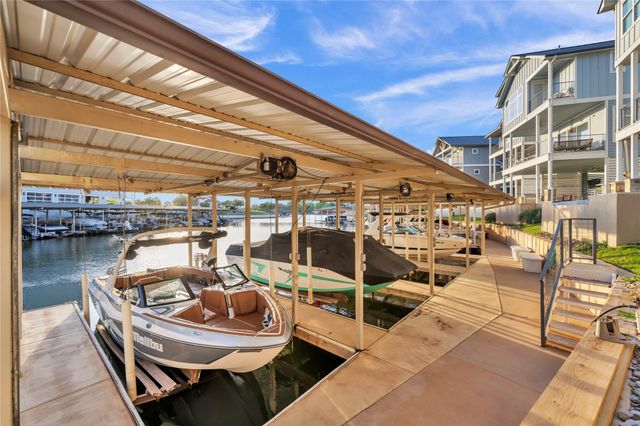 200 Marina Bluff, Kingsland, TX 78639