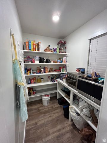 37 E VANTAGE DR, North Salt Lake, UT 84054