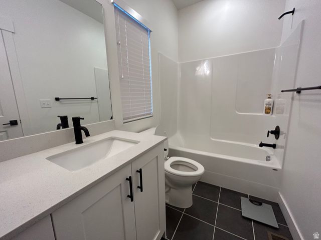 37 E VANTAGE DR, North Salt Lake, UT 84054