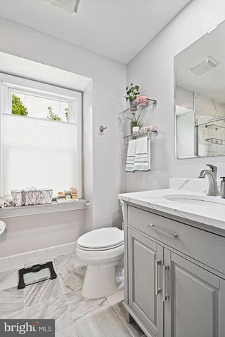 12715 TAUSTIN LN, Herndon, VA 20170