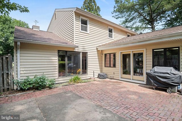 12715 TAUSTIN LN, Herndon, VA 20170