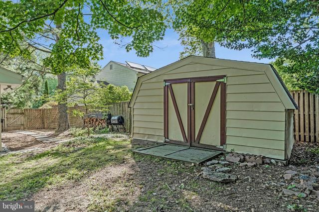 12715 TAUSTIN LN, Herndon, VA 20170