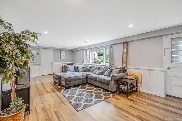 2275 Hynes Place, Bellmore, NY 11710