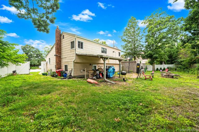 2275 Hynes Place, Bellmore, NY 11710