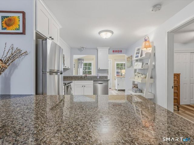 41 Spring Glen Road, East Lyme, CT 06357