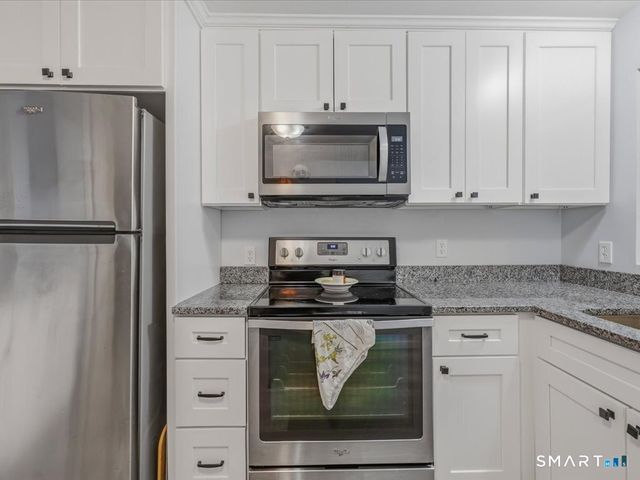 41 Spring Glen Road, East Lyme, CT 06357