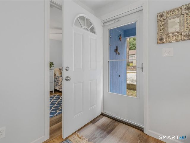 41 Spring Glen Road, East Lyme, CT 06357