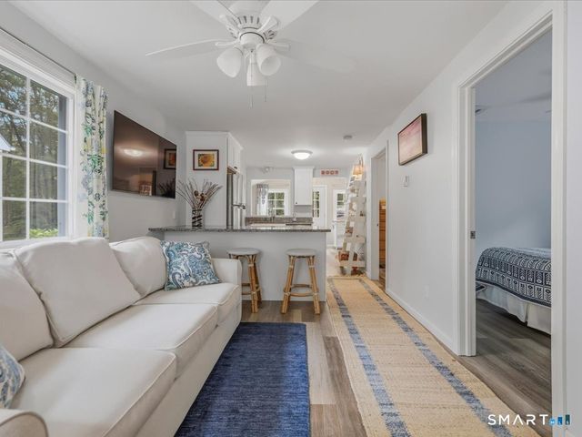 41 Spring Glen Road, East Lyme, CT 06357