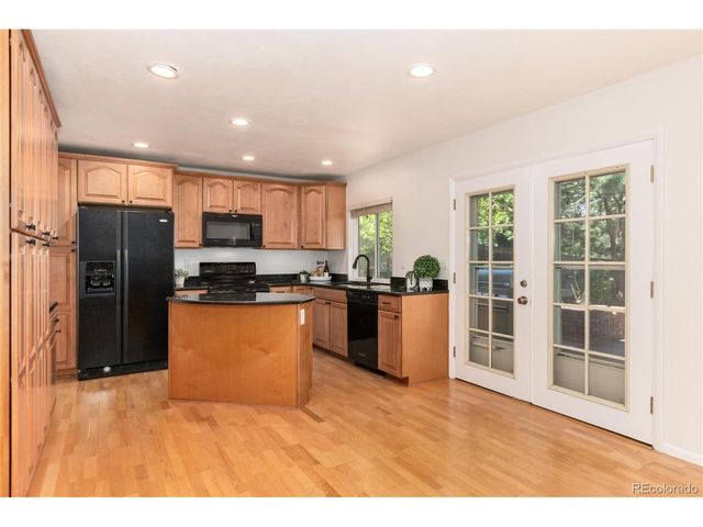 8145 S Syracuse St, Centennial, CO 80112