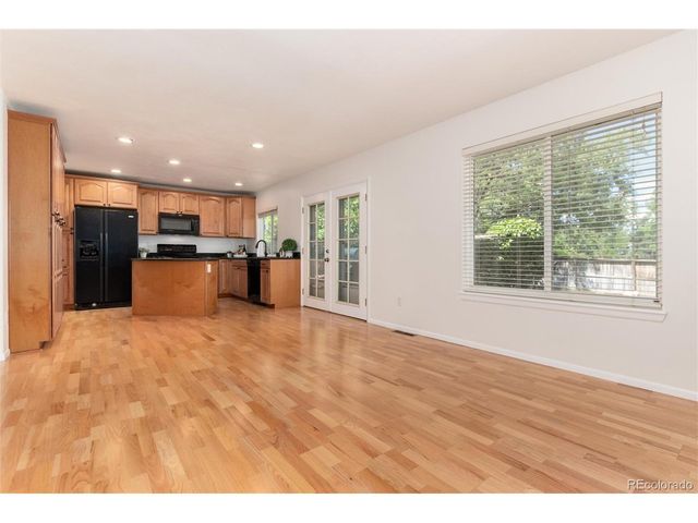 8145 S Syracuse St, Centennial, CO 80112