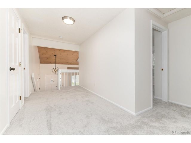 8145 S Syracuse St, Centennial, CO 80112