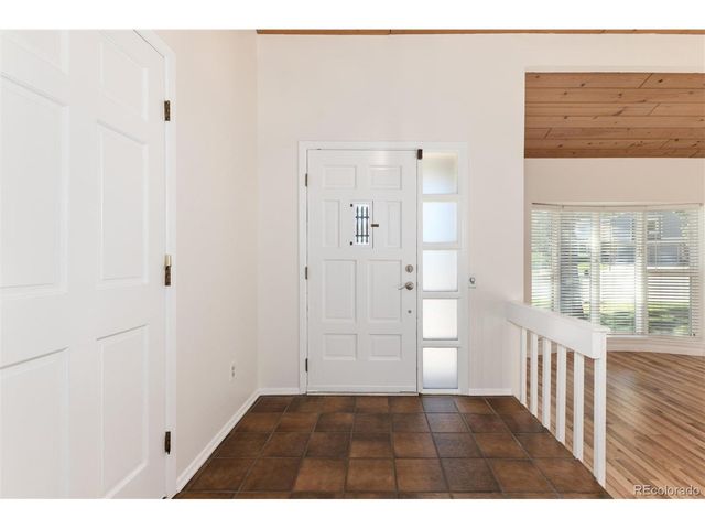 8145 S Syracuse St, Centennial, CO 80112