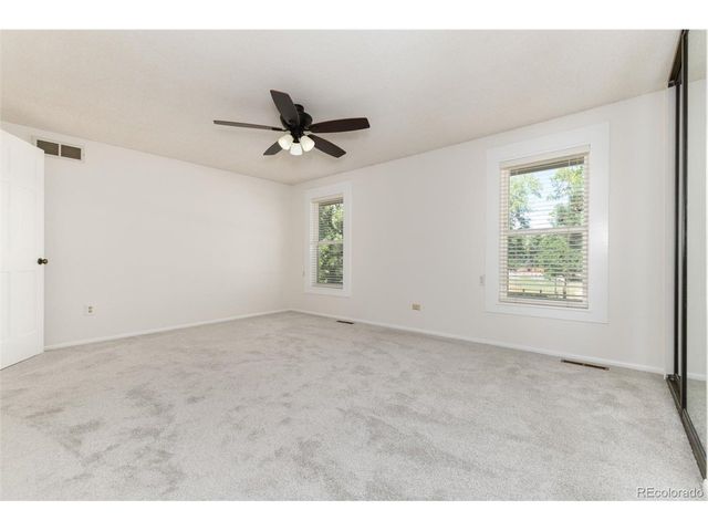 8145 S Syracuse St, Centennial, CO 80112