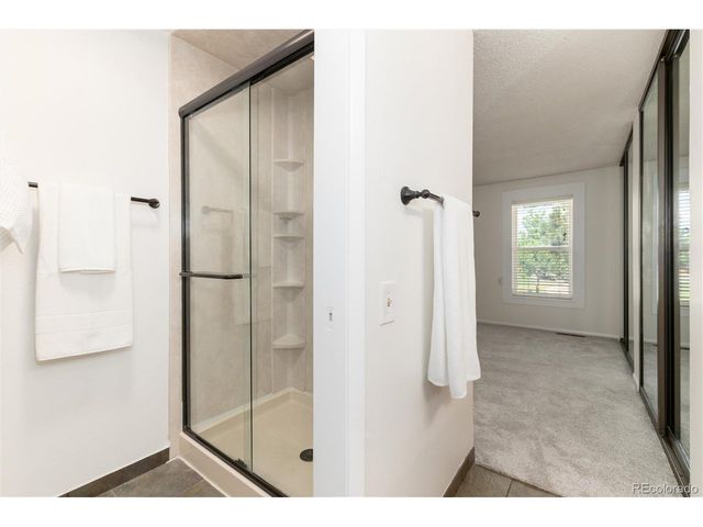 8145 S Syracuse St, Centennial, CO 80112