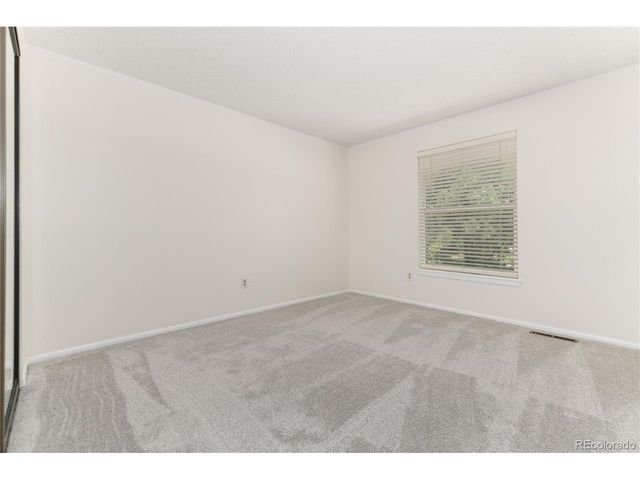 8145 S Syracuse St, Centennial, CO 80112