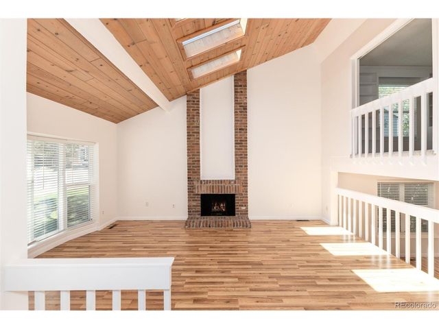8145 S Syracuse St, Centennial, CO 80112