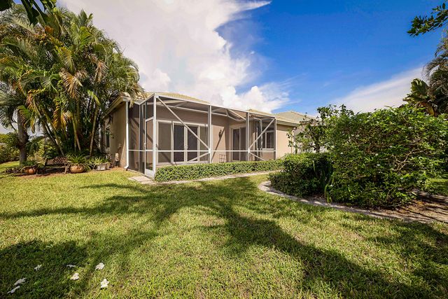 23444 Alzira Circle, Boca Raton, FL 33433