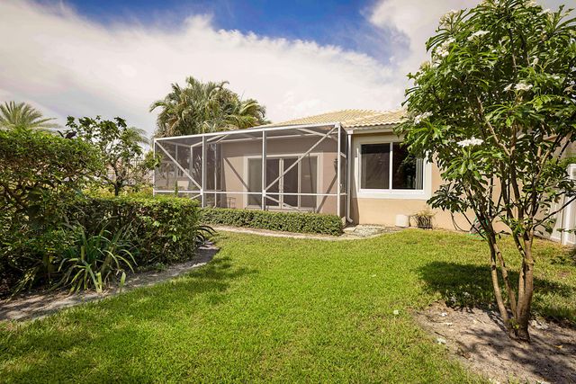 23444 Alzira Circle, Boca Raton, FL 33433