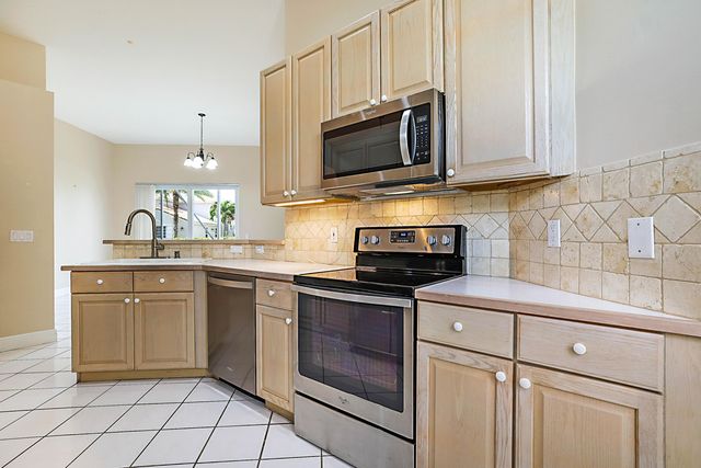23444 Alzira Circle, Boca Raton, FL 33433