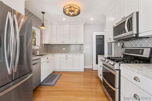 4586 4590 Arizona St, San Diego, CA 92116