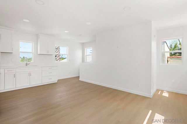 4586 4590 Arizona St, San Diego, CA 92116