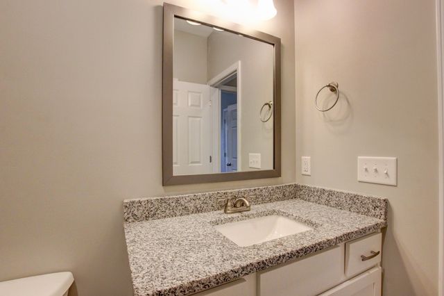 699 Ford St, Clarksville, TN 37040