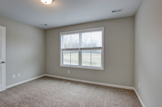 699 Ford St, Clarksville, TN 37040