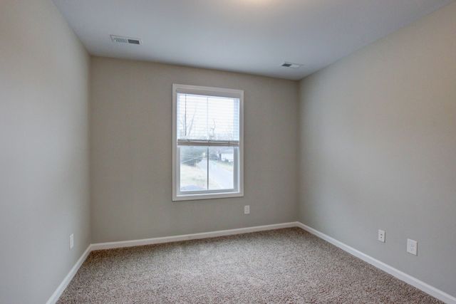 699 Ford St, Clarksville, TN 37040