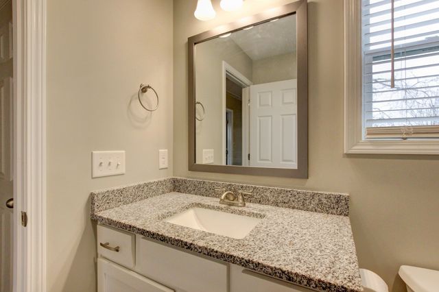 699 Ford St, Clarksville, TN 37040