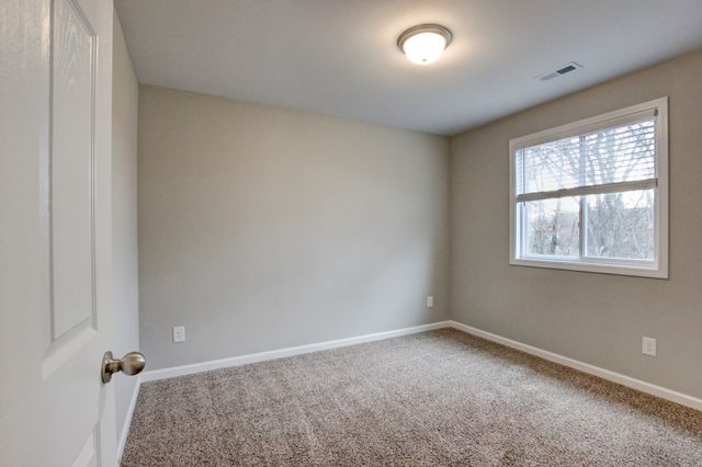 699 Ford St, Clarksville, TN 37040