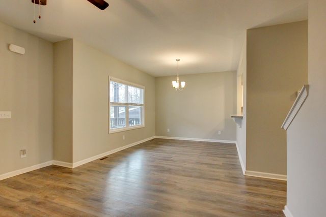 699 Ford St, Clarksville, TN 37040