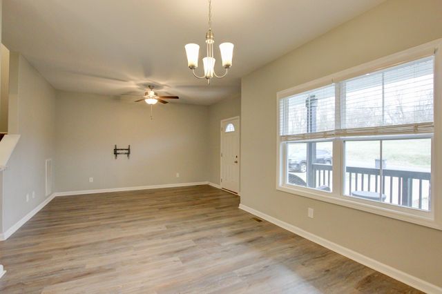 699 Ford St, Clarksville, TN 37040